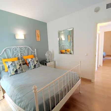 Penthouse In Puerto Marina Appartement *